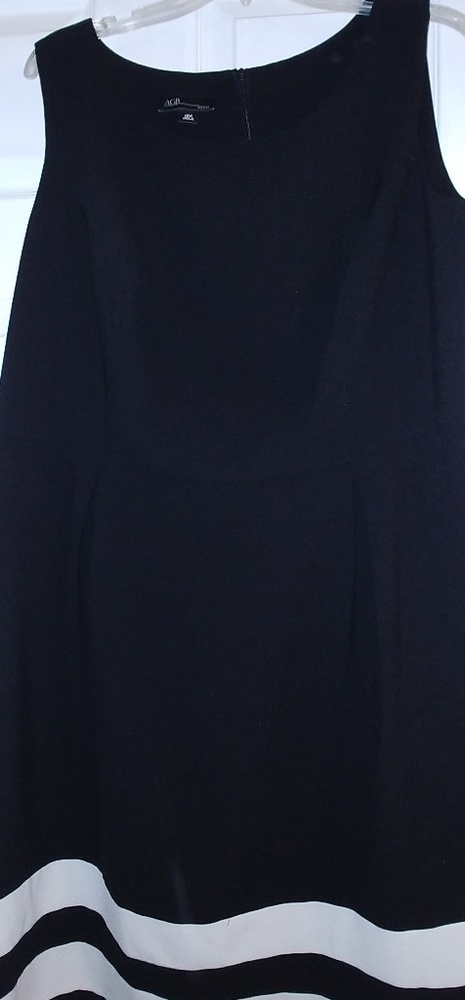 18W AGB black and white sleeveless dress
